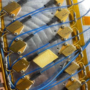 憨憨电子 G：pLG 975激光器