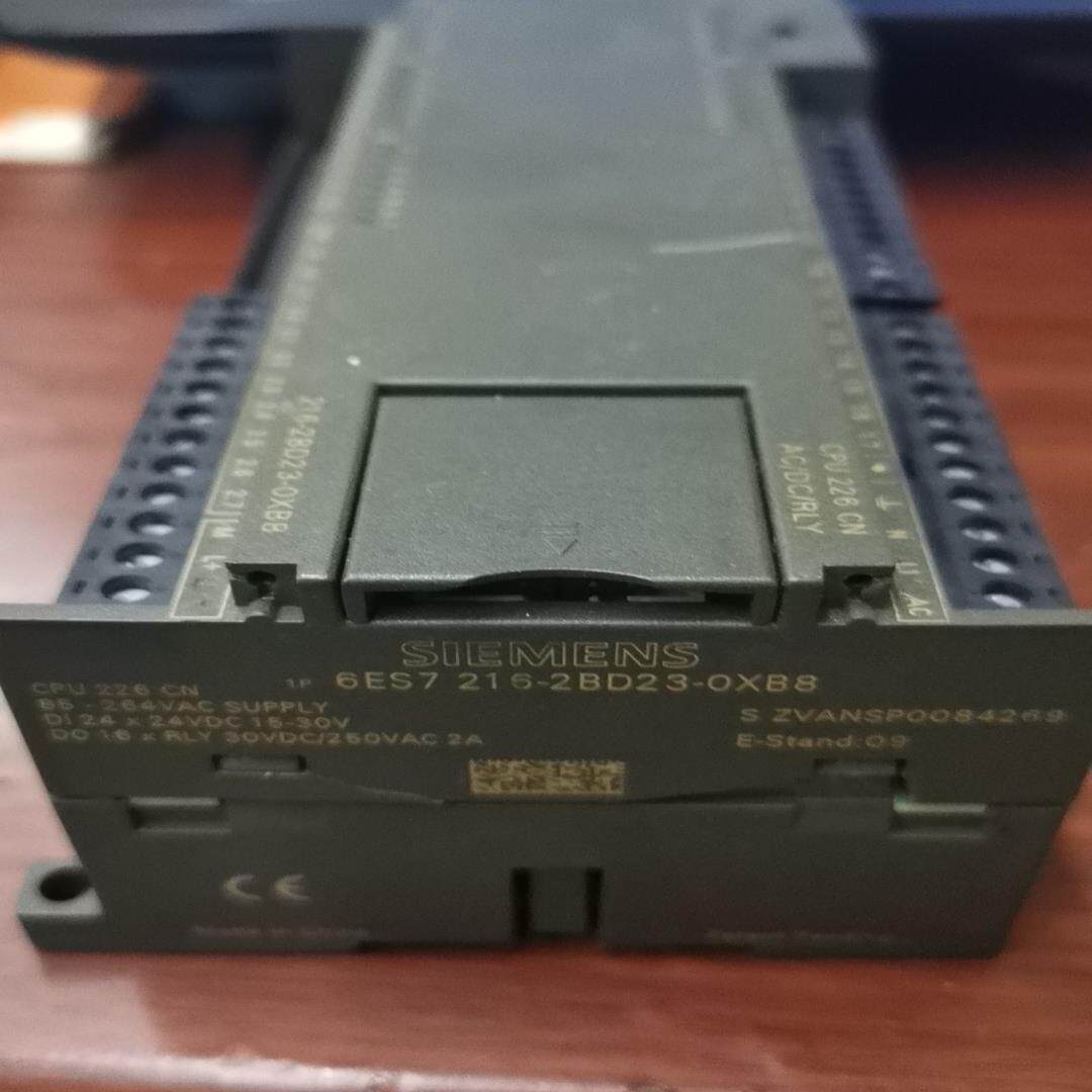 S7200控制器6ES7216一2BD23一0XB8，(崽崽配件）