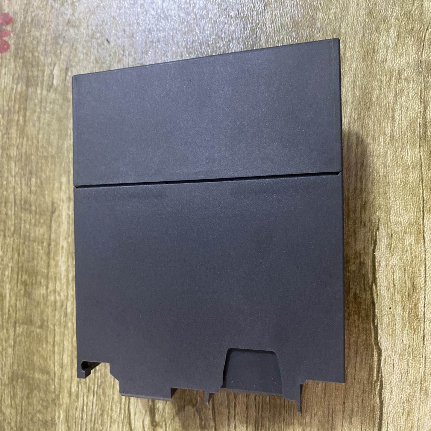 6SE7 323-1BL00-0AA0，年份近，(崽崽配件）