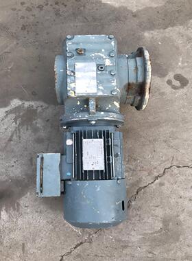 一台sew立式齿轮减速机，SAF67 速比1:85.83，电（耶耶电子）