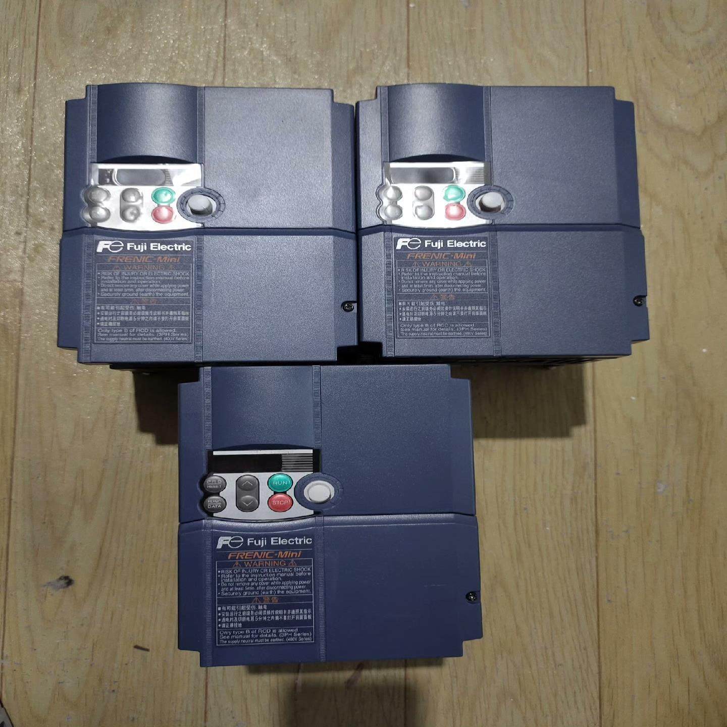 询价~富士变频器 FRN0012C2S-7C 已测试