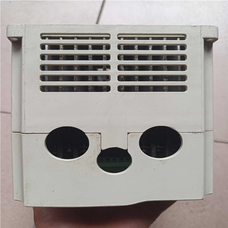 议~AFSEN安佛森 变频器一台 A3400A0D75K3045