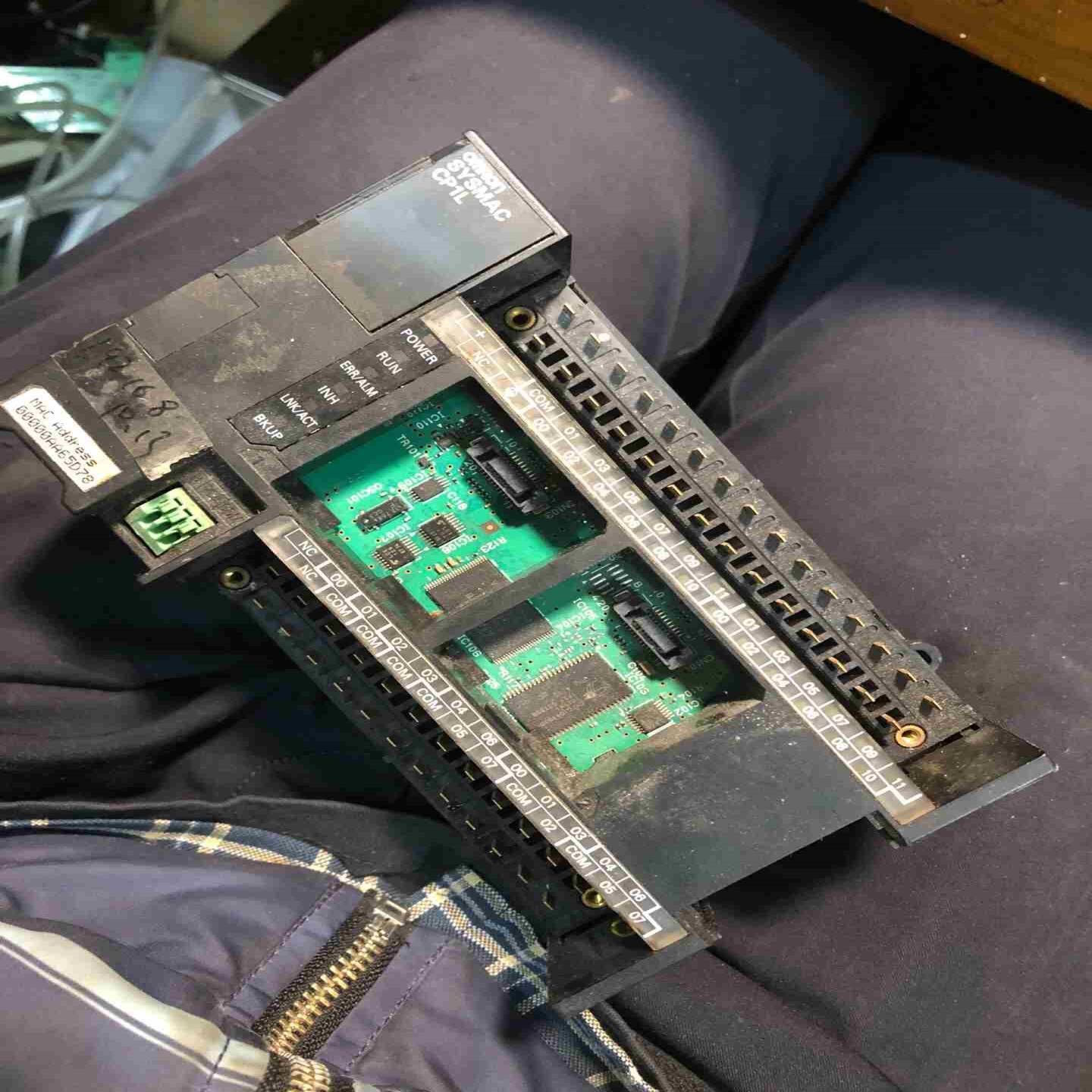 cp1l-em40dt1-d cp1l-em40dr-d-a议价