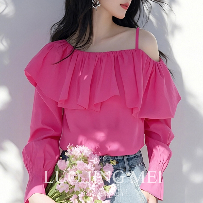 今年流行漂亮独特绝美小上衣时髦小姨风穿搭玫红色荷叶边露肩衬衫