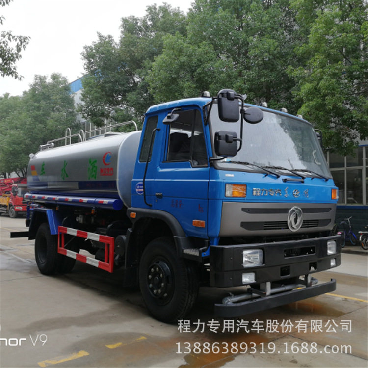 出口毛里求斯洒水车东风洒水车环卫洒水车厂家绿化喷洒车