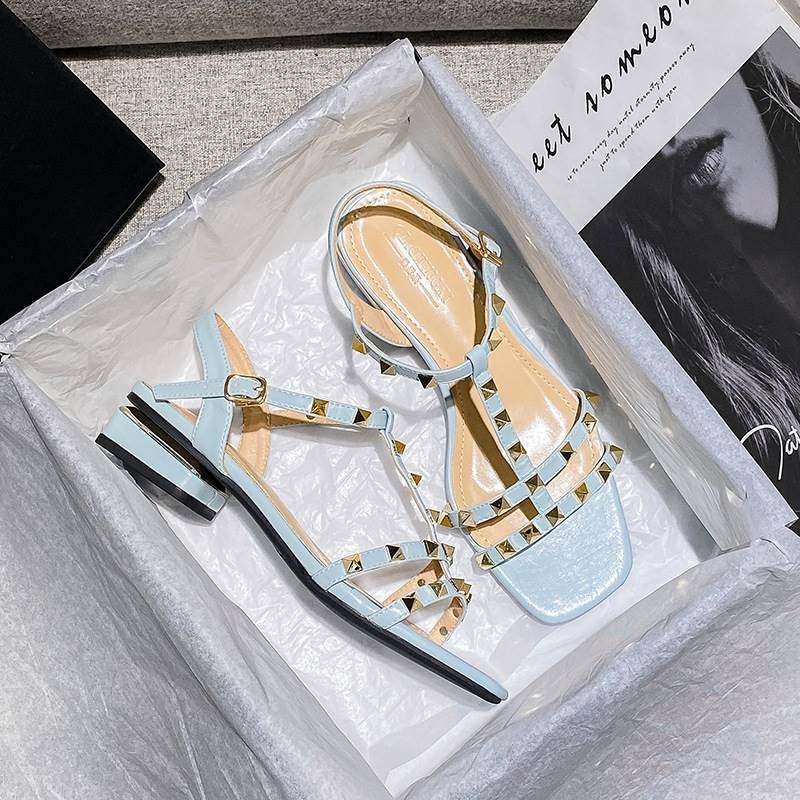 2022 Summer low heel women rivets sandals thin ribbon fashio