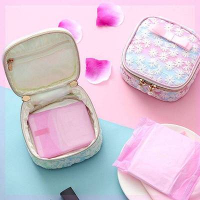 Sanitary napkin lipstick cute style sanitary napkin sanita