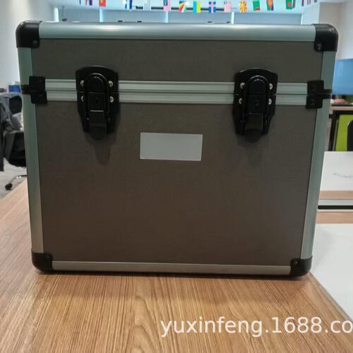 裕鑫丰LED汽车大灯测试箱功能齐全测试功率流明电压电流