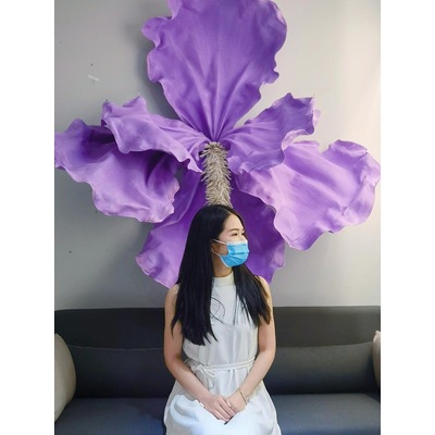 网红防水蝴蝶花手绘喷色舞台装饰布置活动中庭吊顶DP婚礼道具鸢尾