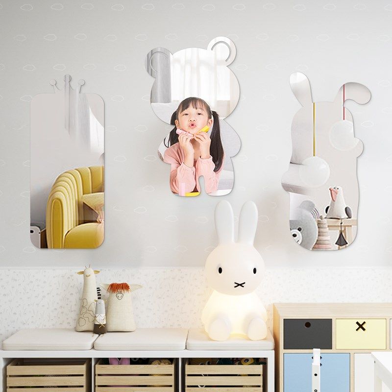 软镜子贴墙自粘创意图案全身穿衣镜亚克力化妆浴室镜片高清免打孔