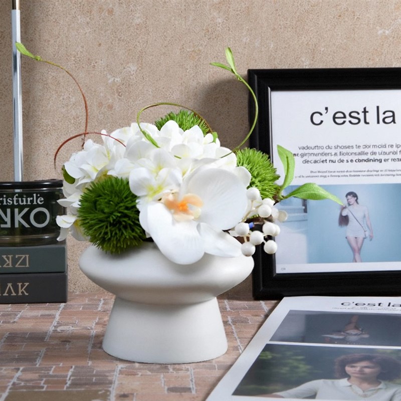 餐厅饭店小圆桌中间摆放的仿真花艺 餐桌假花R摆件高级感仿生花