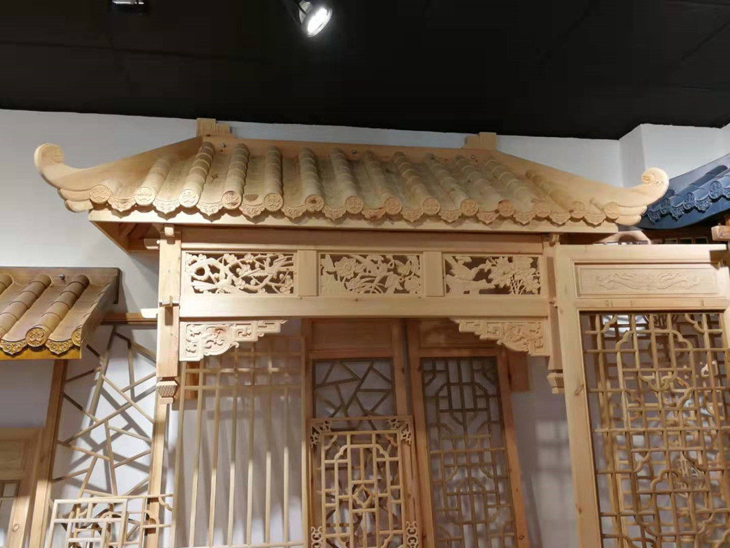 东阳木雕仿古门窗木质假门头古典建筑装饰木质工艺品