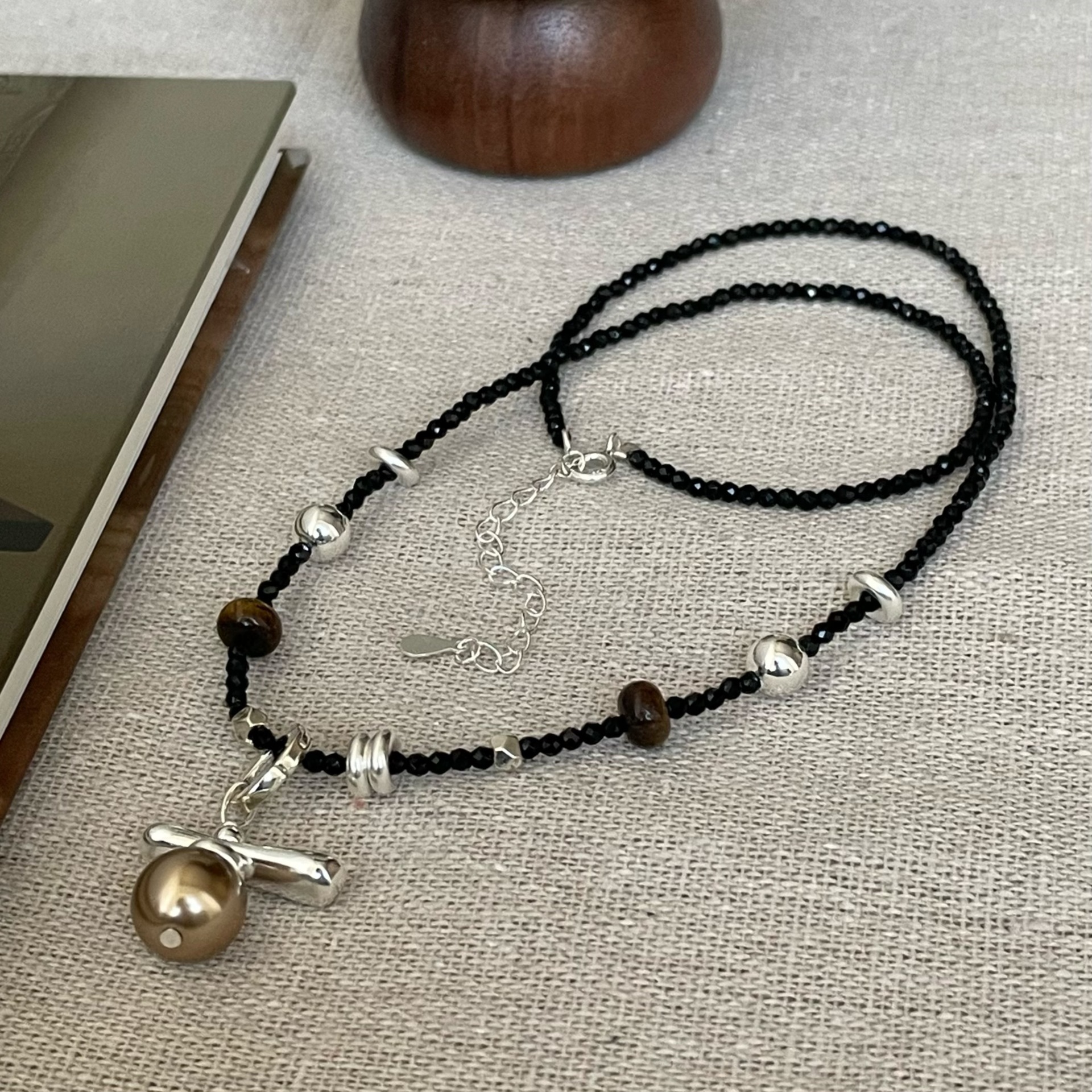 纯银复古黑色串珠项链