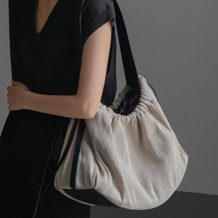 小众帆布包轻便大容量旅行包单肩通勤斜挎托特大包手提托特包,箱包皮具/热销女包/男包,通用款女包,淘宝优惠券,粉丝福利购,淘宝优惠卷