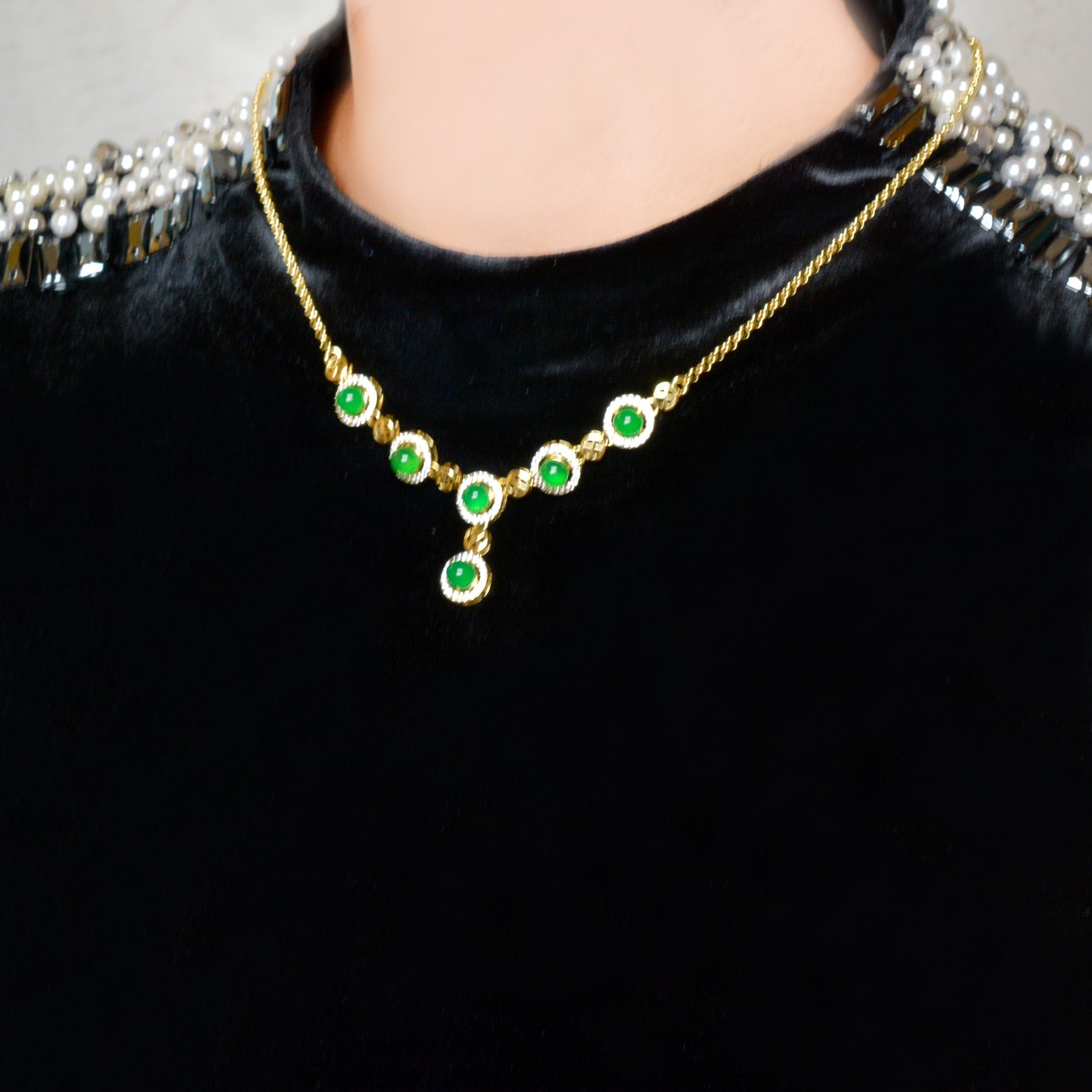 铜镶嵌天然绿玉髓6mm珠子项链颈饰挂饰女士百搭毛衣链时尚配饰