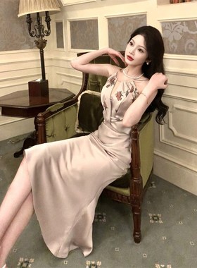 快速发货Gdood Job【镜花水月】缎面印花拼接鱼尾连衣裙通勤百搭