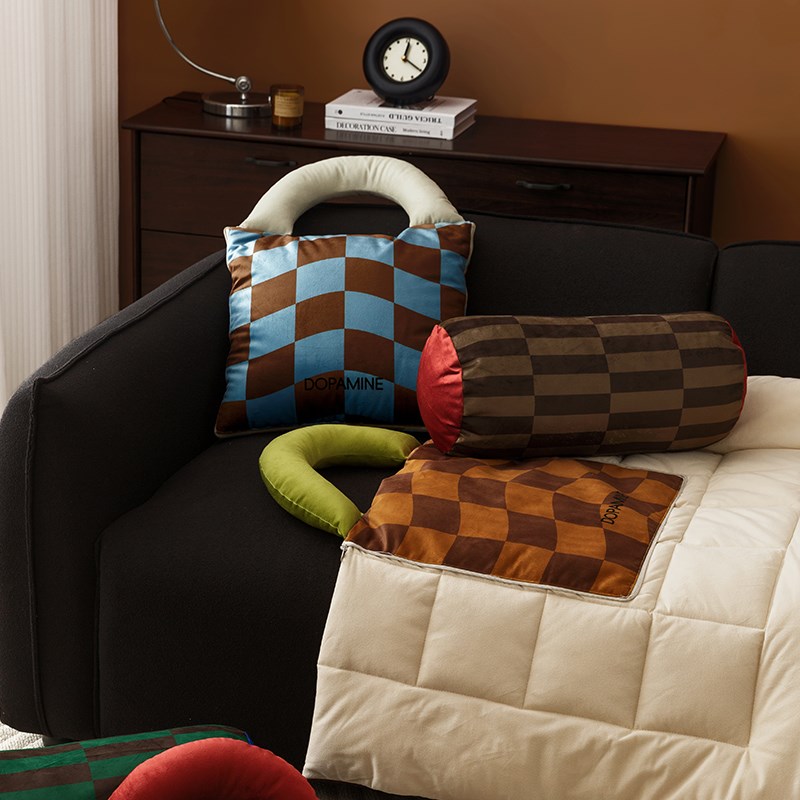 午后柏林中古风抱枕被子两u用二合一多巴胺汽车用车载空调被可折