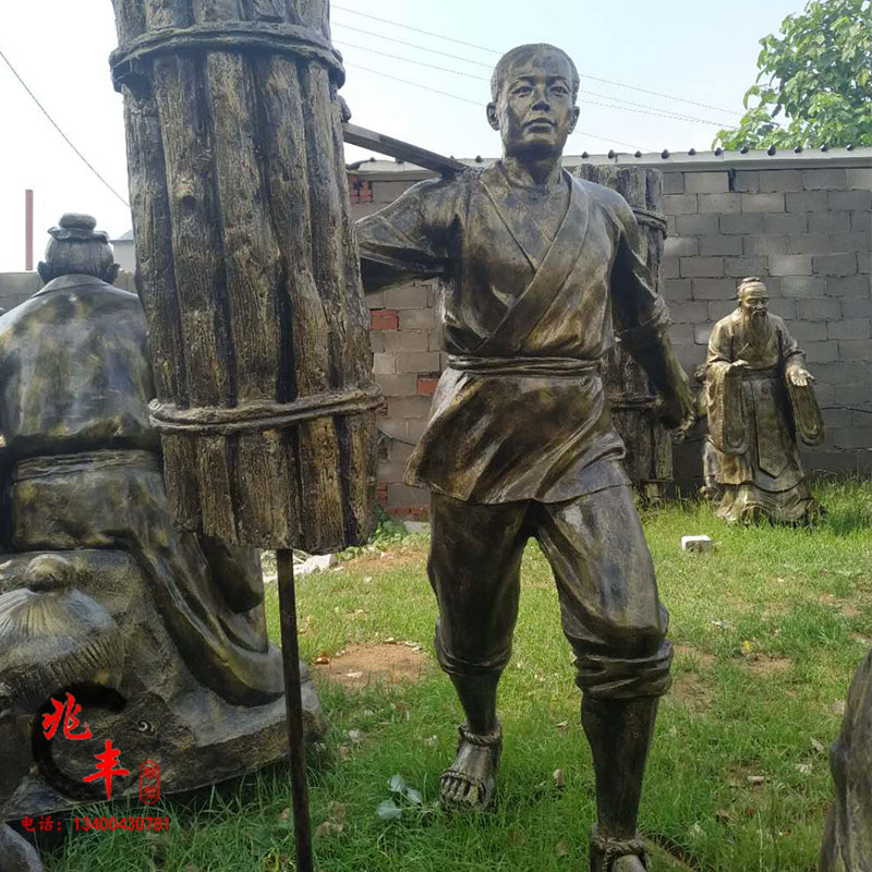樵夫仿铜像民俗文化摆件劳作扁担挑柴人物户外园林玻璃钢景观雕塑