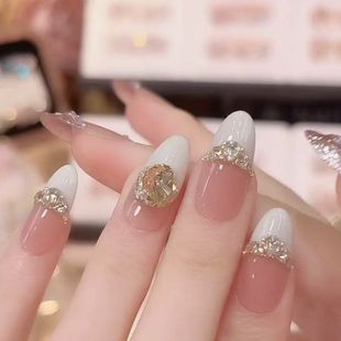 【观上月白】法式乳白镶钻纯手工穿戴甲高级感新款显白美甲贴