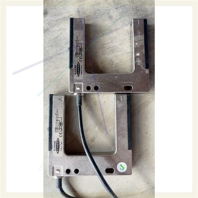 邦纳SLM50B6金属槽形传感器一个,图片实物有需要的直接拍