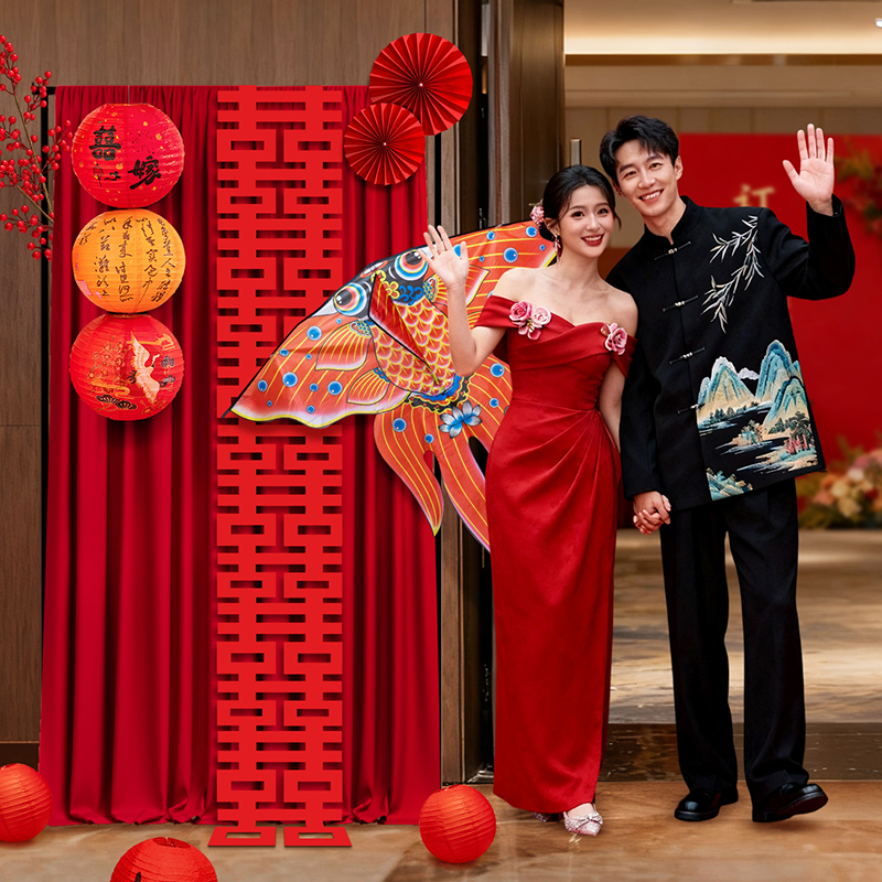 婚房高级感布置卧室风筝条幅布装饰套装结婚礼晨袍拍照道具背景墙