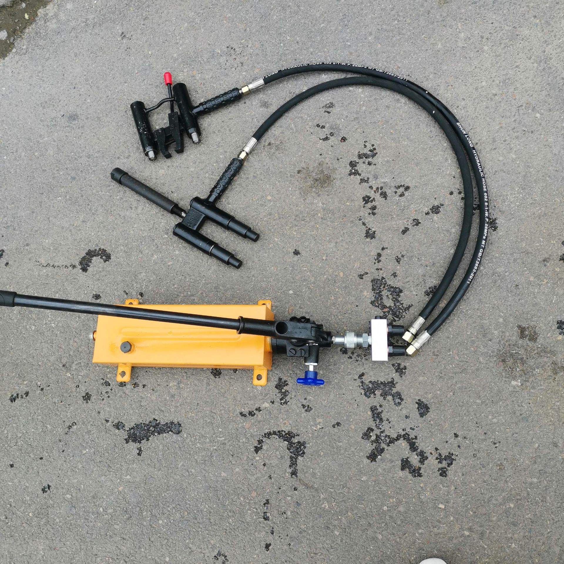 YBX-60型提速道岔滑床板液压拔销器 安装简单 生锈销钉拔出器