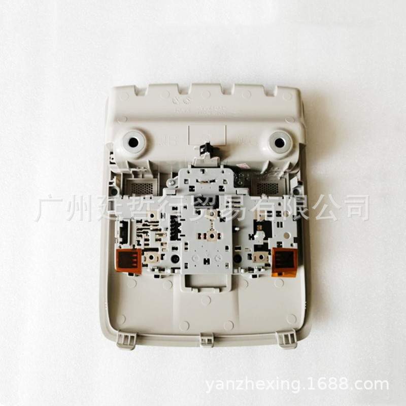 适用马自达6/3 Axela CX-5 CX-3 CX9前车内顶灯带天窗开关阅读灯