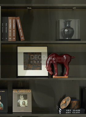 新中式大平层别墅样板房间会客厅中古装饰柜展示格博古Z架红马摆