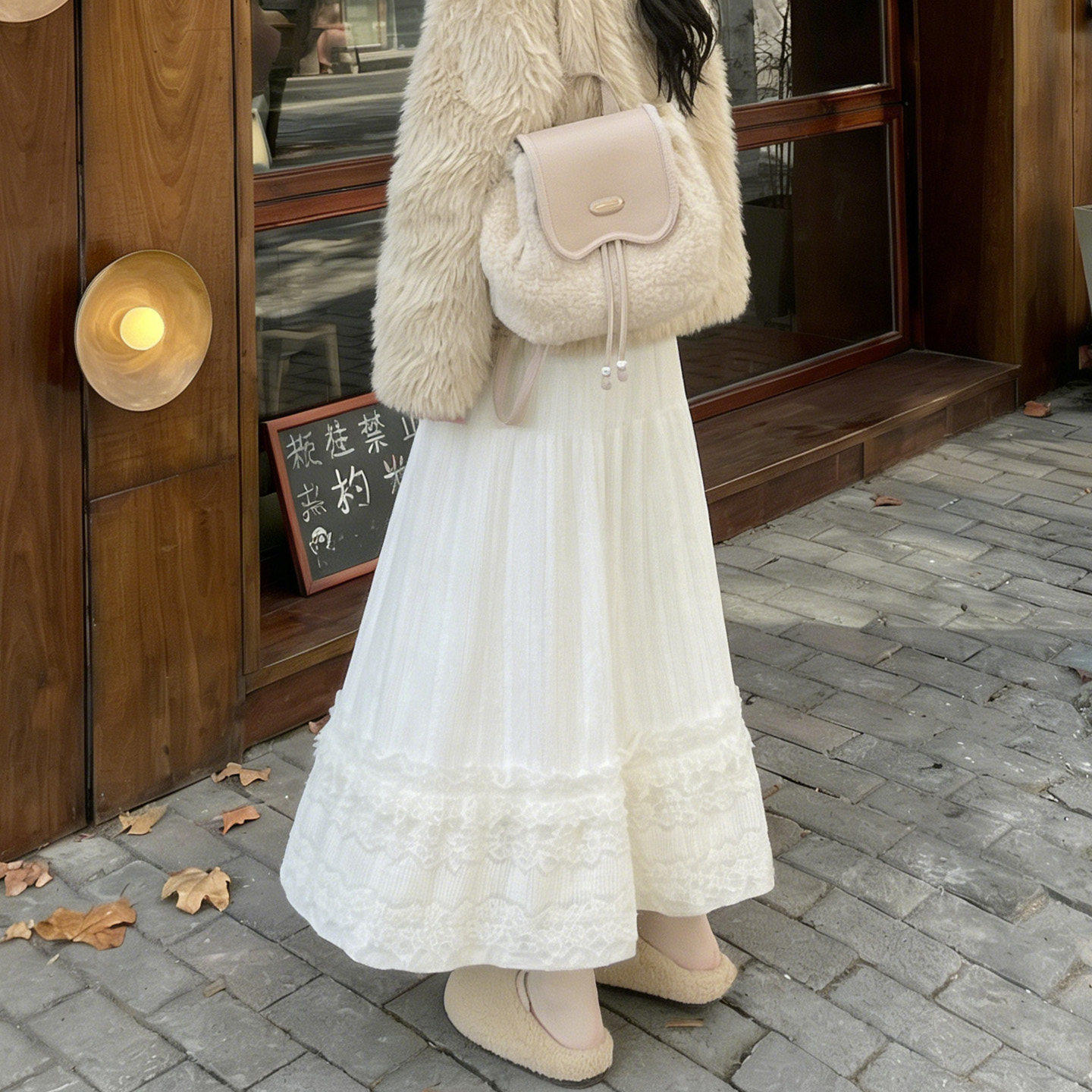 蕾丝半身裙女秋冬季高腰a字白色大摆长裙梨型身材遮胯针织蛋糕裙