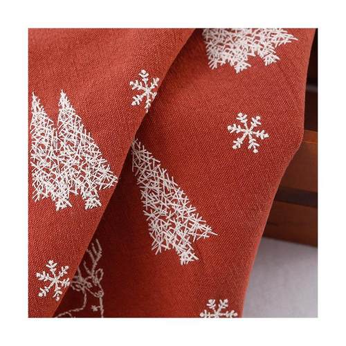 厂家供应厚棉麻圣诞麋鹿雪花松树绣花面料箱包圣诞桌布道具装饰布
