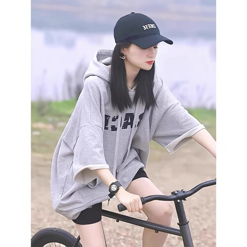美式灰色连帽短袖T恤女夏季薄款慵懒风中长款七分袖印花卫衣上衣