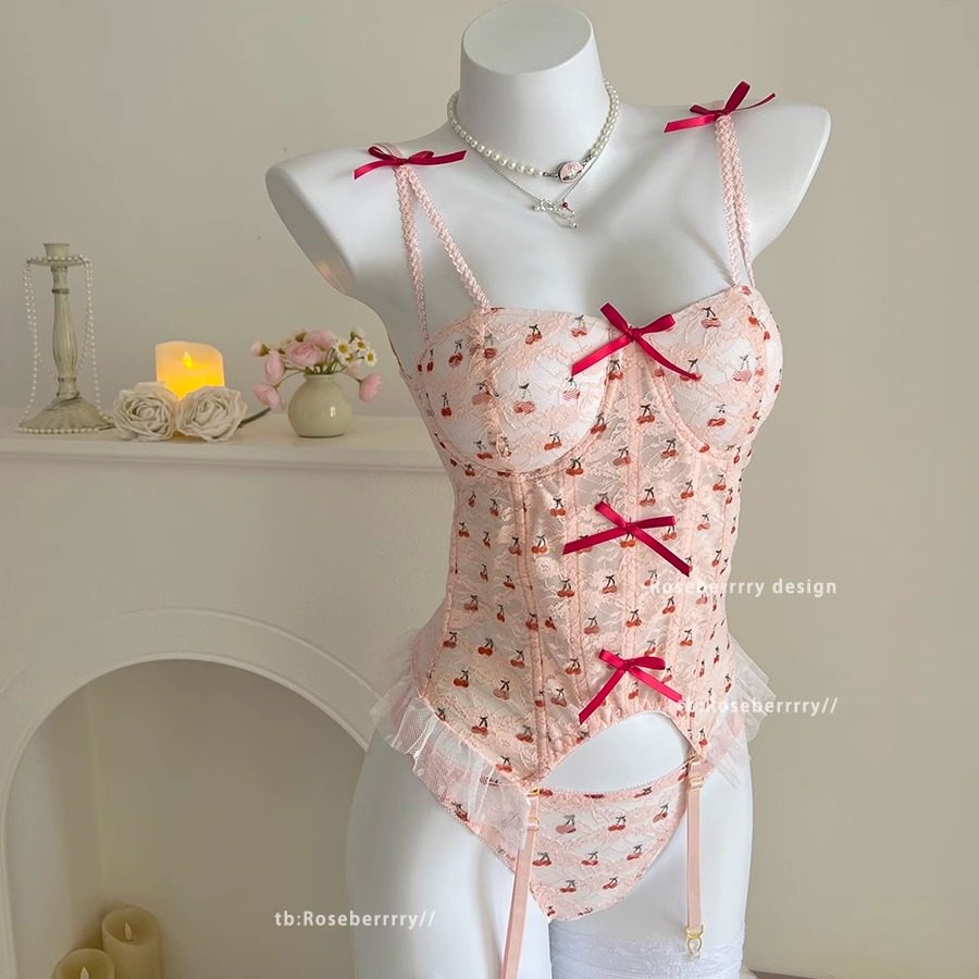 Roseberrrry百变小樱 少女私房吊带衣鱼骨收腰蕾丝纯欲内衣套装女,女士内衣/男士内衣/家居服,文胸套装,淘宝优惠券,粉丝福利购,淘宝优惠卷