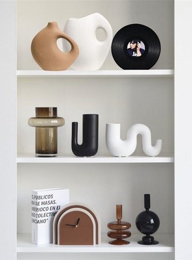 现代格调侘寂风抽象艺术高级感软装摆件轻奢高档S客厅酒柜家居装