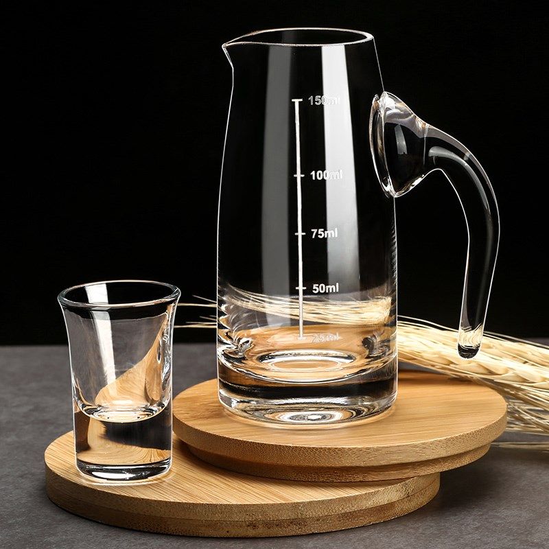 白酒杯分酒器套装家用一口杯带刻度E杯架小酒盅饭店商用高档酒具