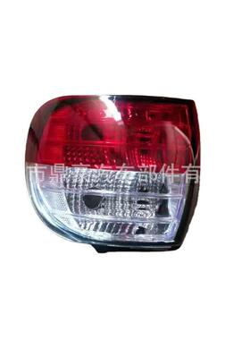 适用于现代STAREX‘05尾灯92401-4A600/92402-4A600
