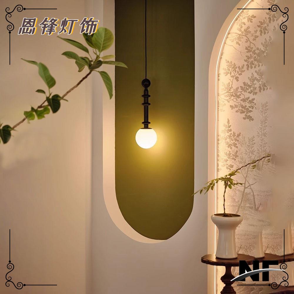 法式复古实木卧室床头吊灯现代简约创意中古餐厅吧台主卧小吊灯