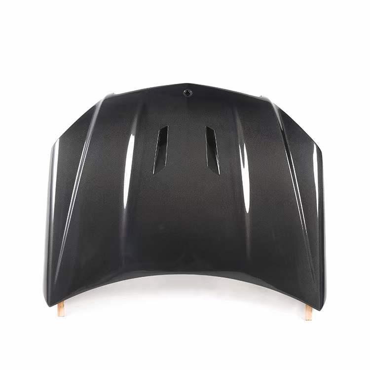 适用于奔驰C级W204升级两孔碳纤维机盖W204升级改装碳纤维机盖