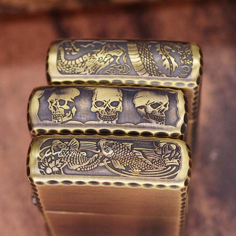 黄铜咬边三面盘龙鱼戏莲叶间,户外/登山/野营/旅行用品,打火机,淘宝优惠券,粉丝福利购,淘宝优惠卷