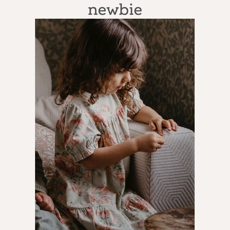 Newbie瑞典童装春夏儿童裙子花卉淡绿玫瑰印花连衣裙生日公主裙
