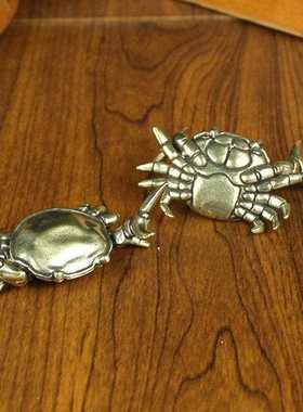 新款直销黄铜举重螃蟹摆件办公室笔架纯铜金属工艺品创意铜器义务