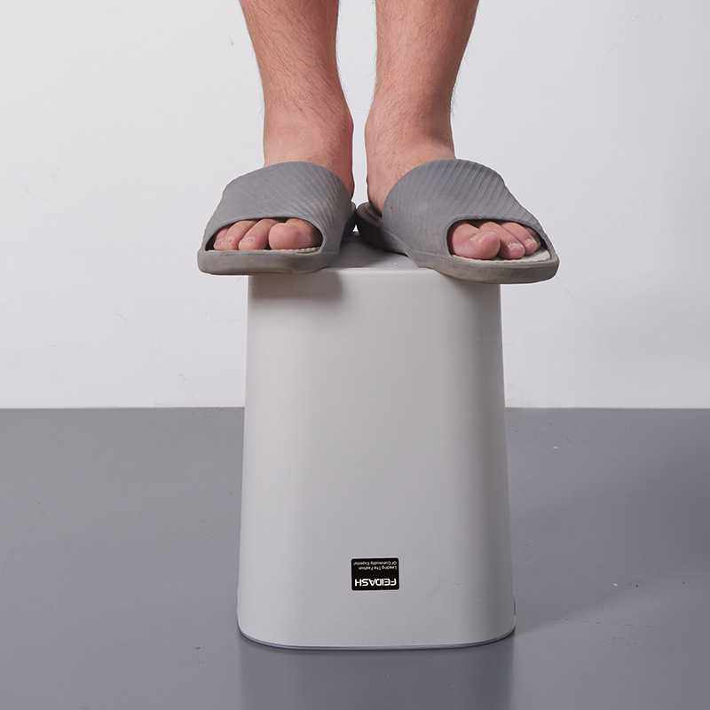 新款直销双艺垃圾桶家用简约PP材质加厚客厅垃圾桶大开口无盖厨房