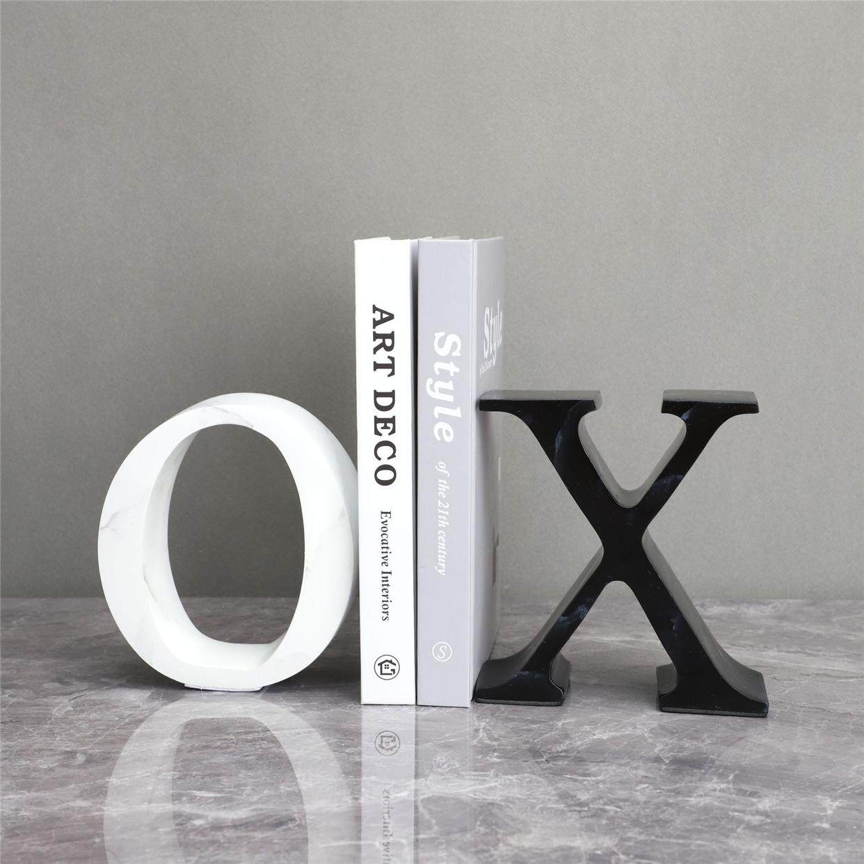 现代简约白色树脂字母书档书靠摆件客厅电视柜玄关书柜家居装饰品