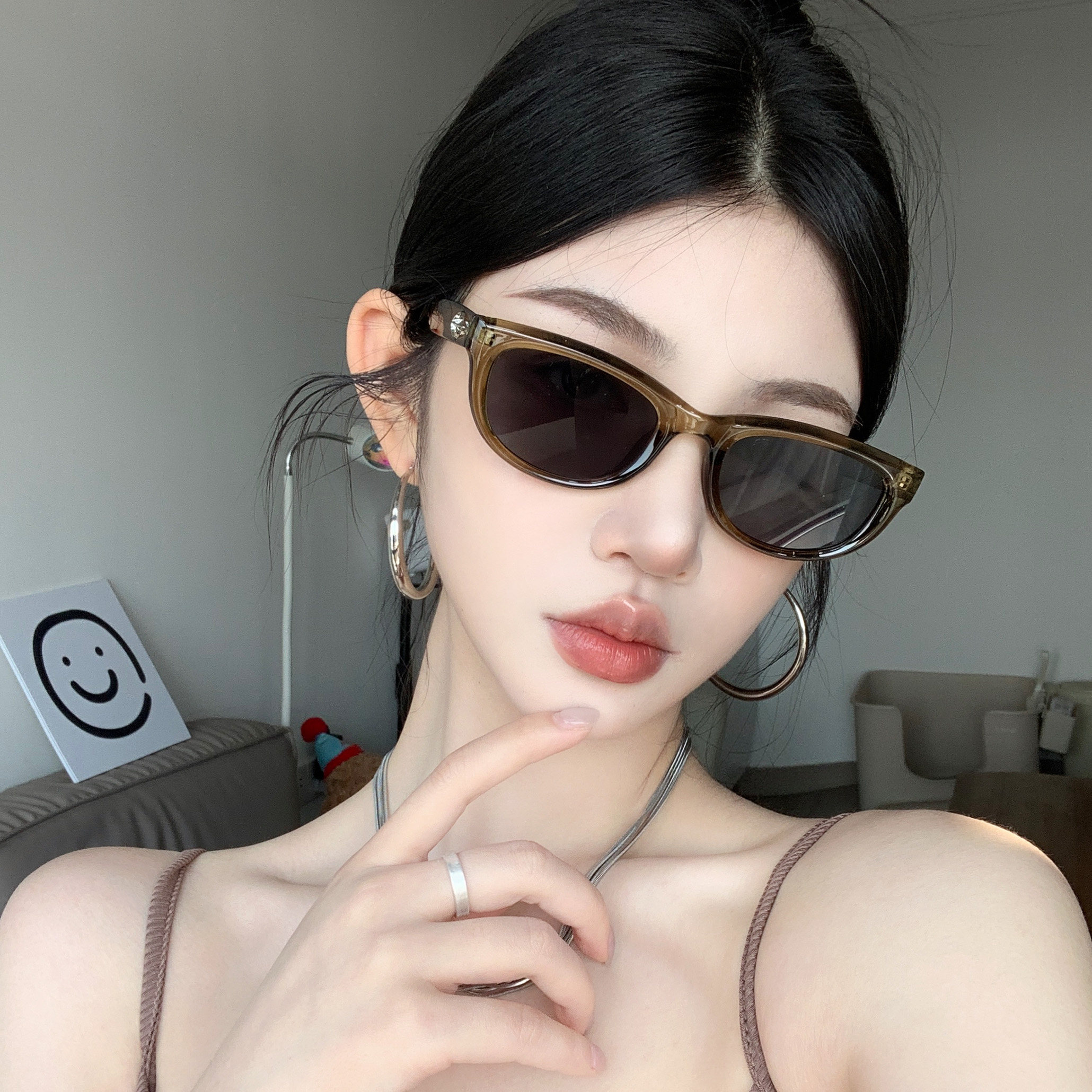 速发片眼墨猫高级感小框小脸辣妹街拍凹造型出镜神器太镜