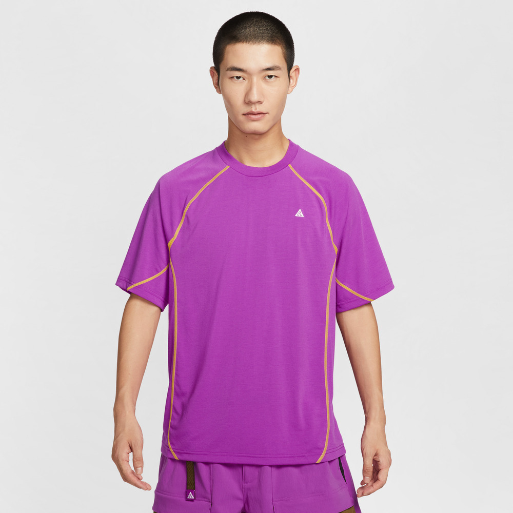 NIKE耐克男子运动休闲短袖T恤HJ2882-551