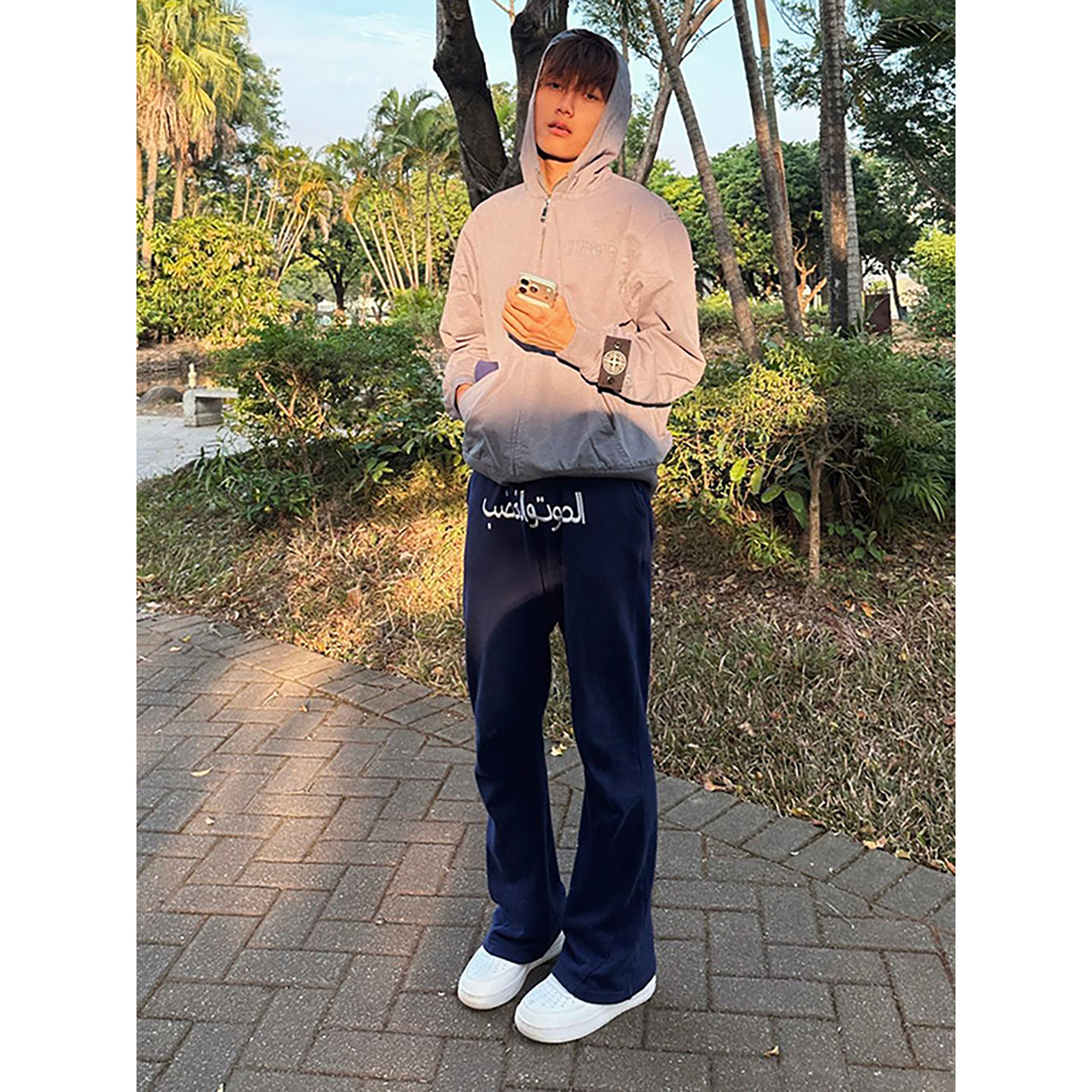 藏青色阿拉伯文刺绣卫裤男女春季美式户外运动休闲裤加厚微喇长裤,男装,休闲裤,淘宝优惠券,粉丝福利购,淘宝优惠卷