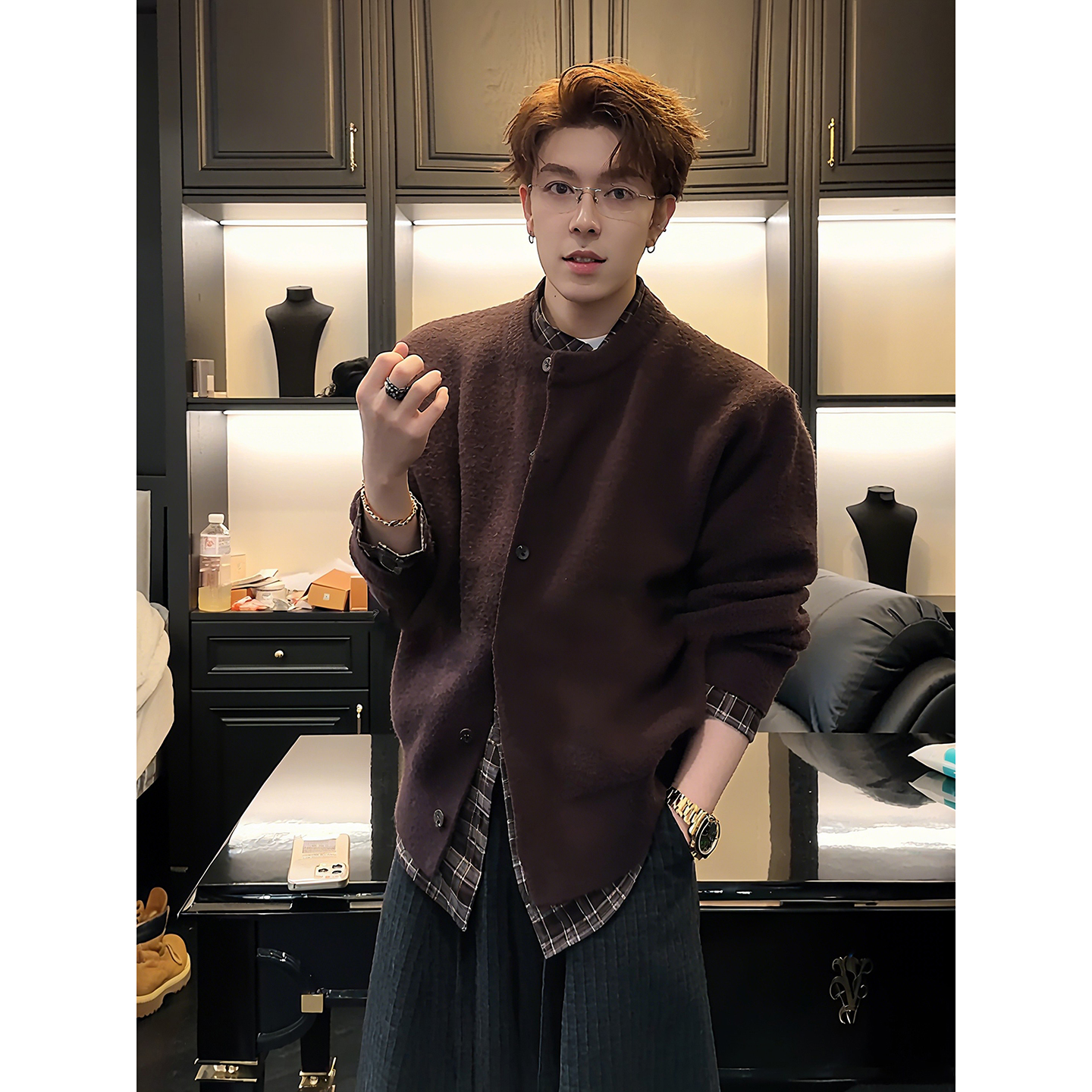 咖色假两件开衫毛衣男冬季