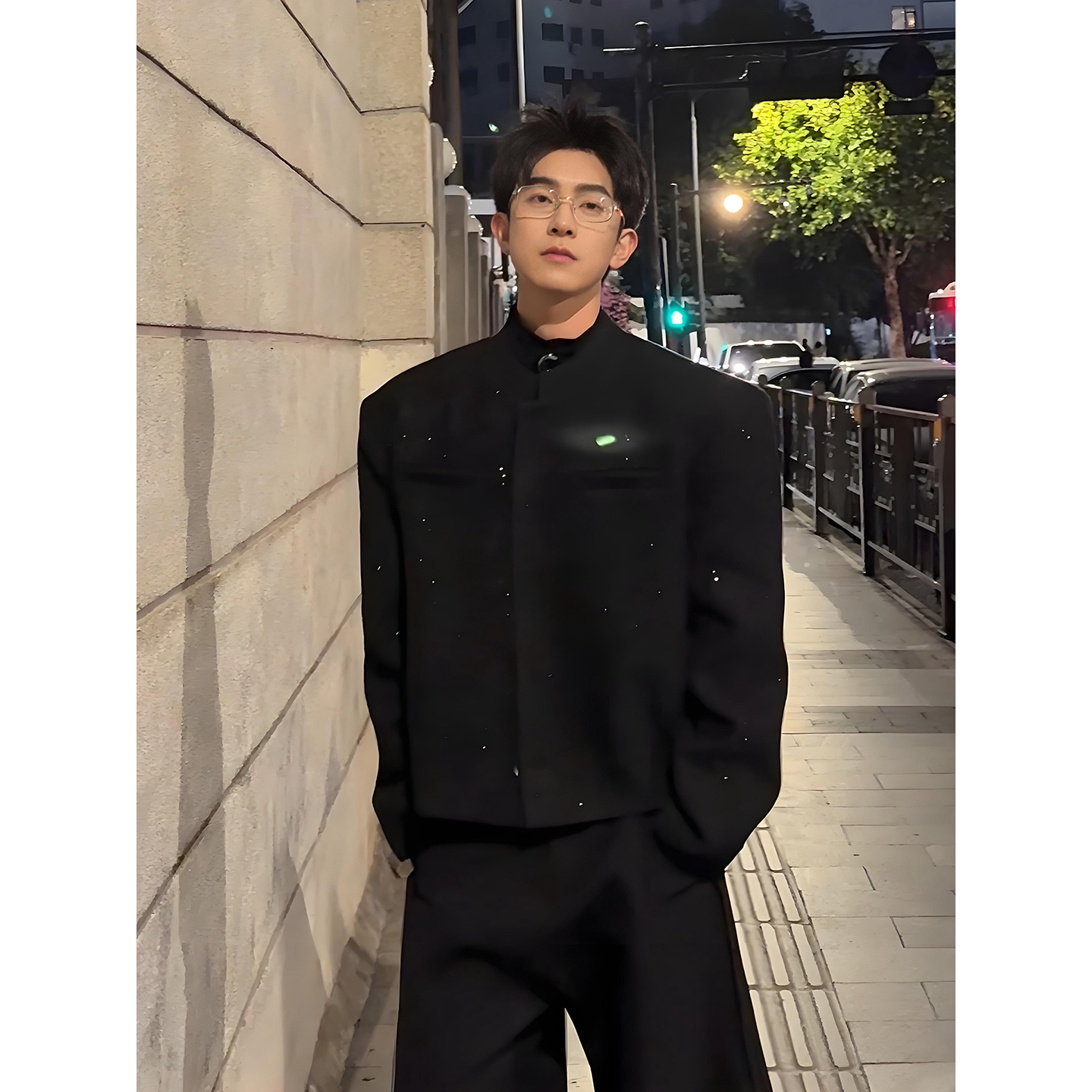 黑色垫肩短款西装外套冬季高级感