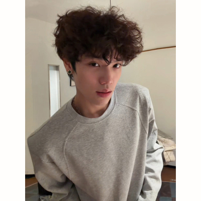 解构拼接正肩长袖t恤男秋冬加绒