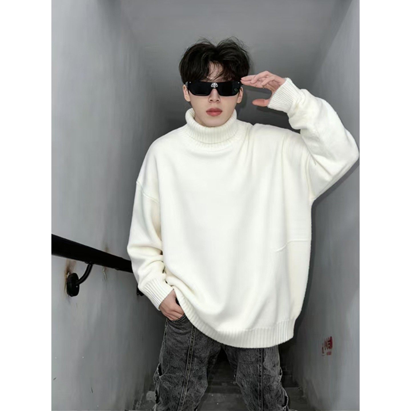 白色高领毛衣男款秋冬加绒内搭