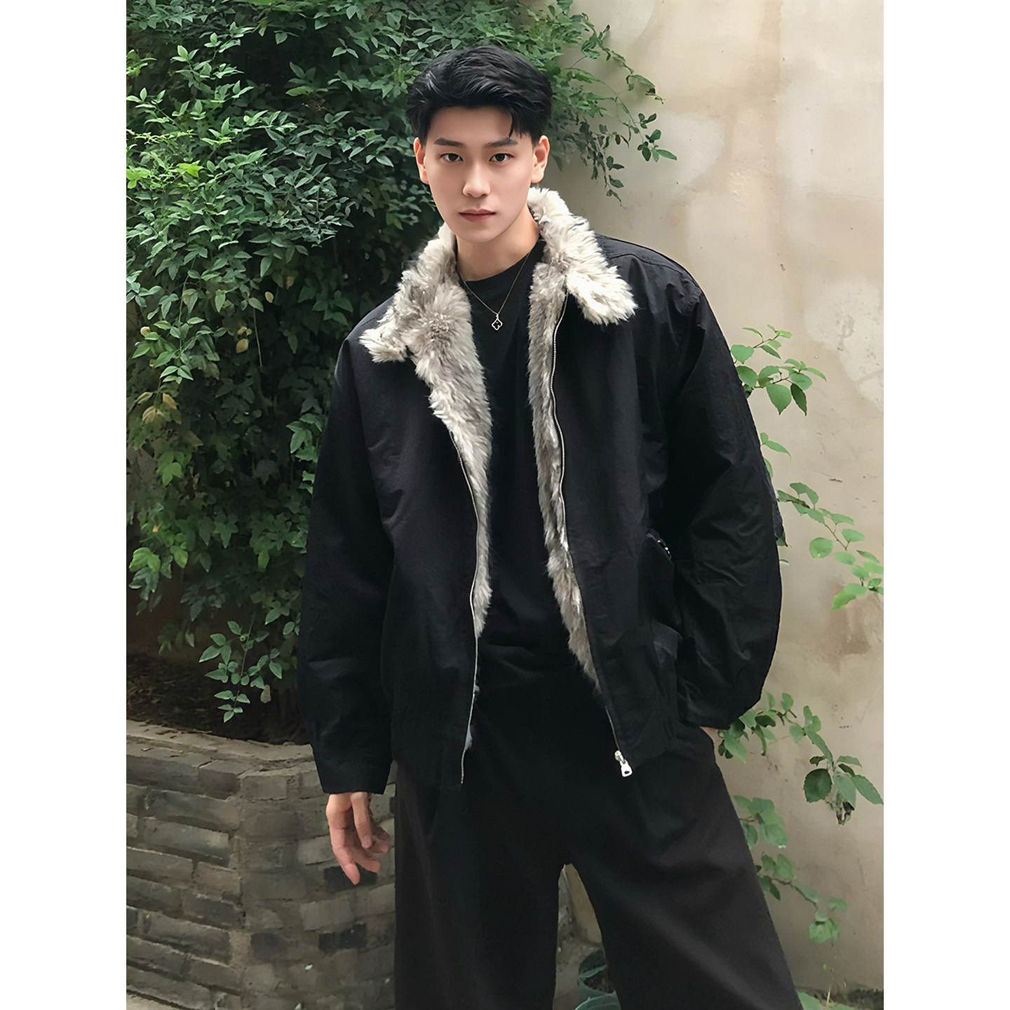 黑色狼王座山雕毛领棉服男款冬季